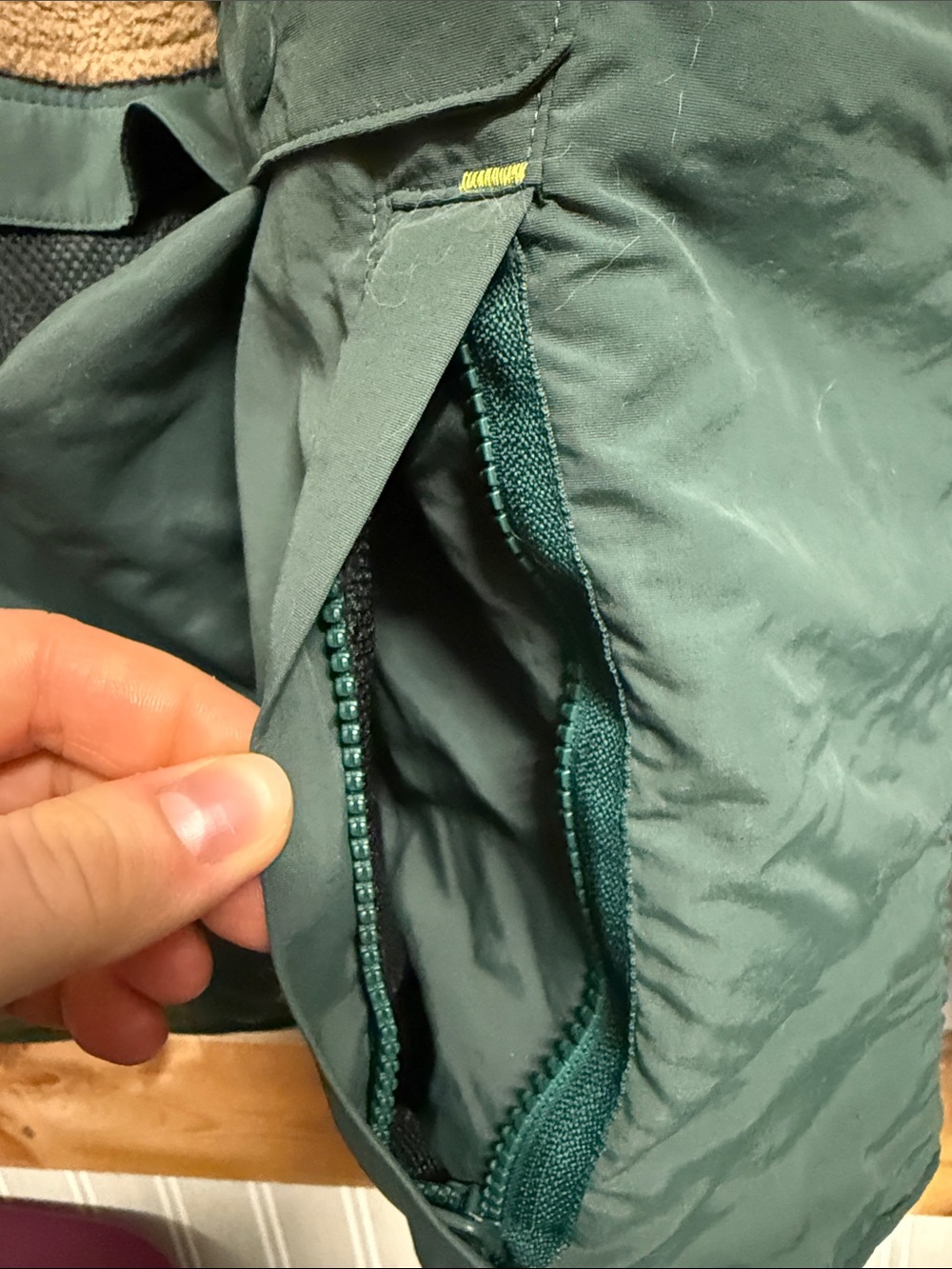 Levi's Brown & Green Half-Zip Fleece Pullover - Picture 5 of 7